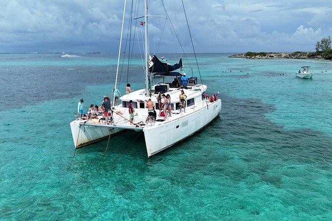 Nassau 3-stops: Snorkeling, Swimming Pigs, Turtles & Lunch